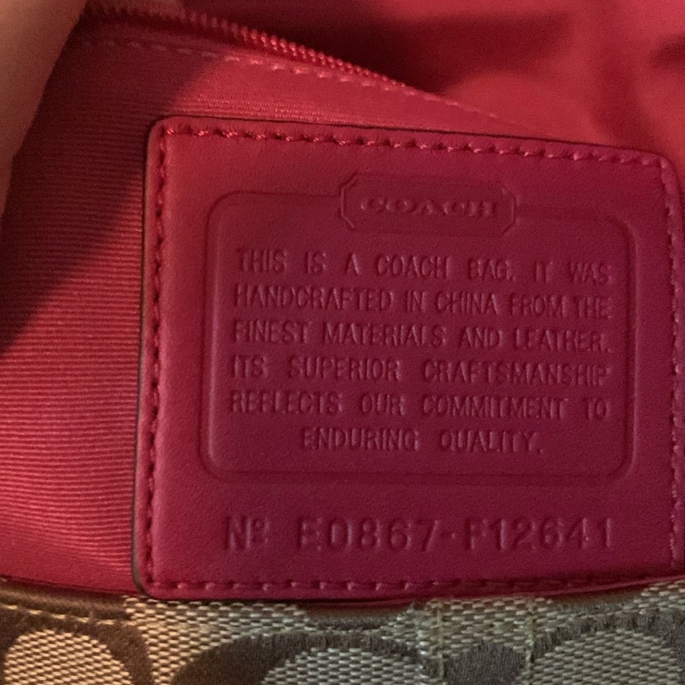 Coach bag with convertible strap - Picture 8 of 9